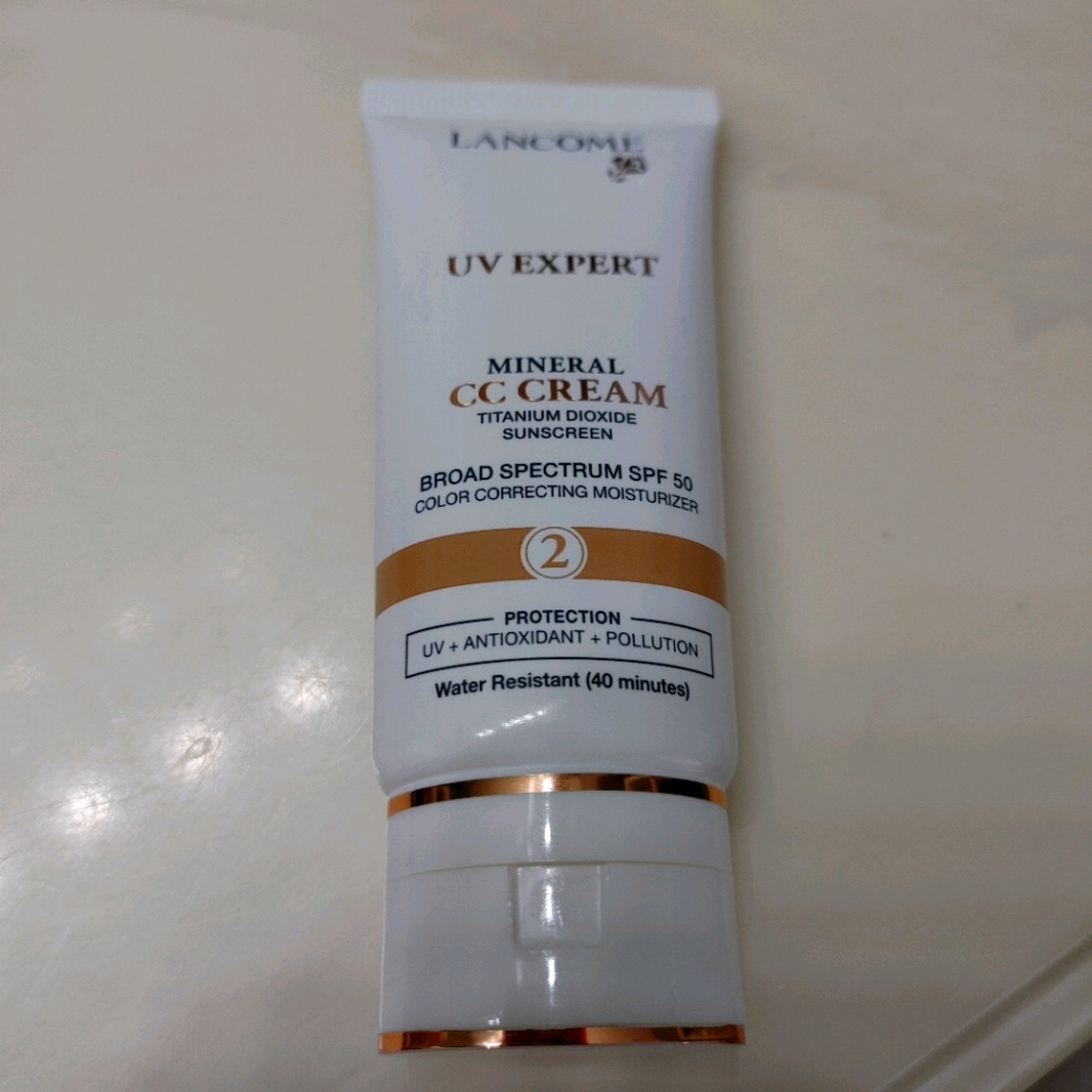 Lancome UV Expert Mineral CC Cream